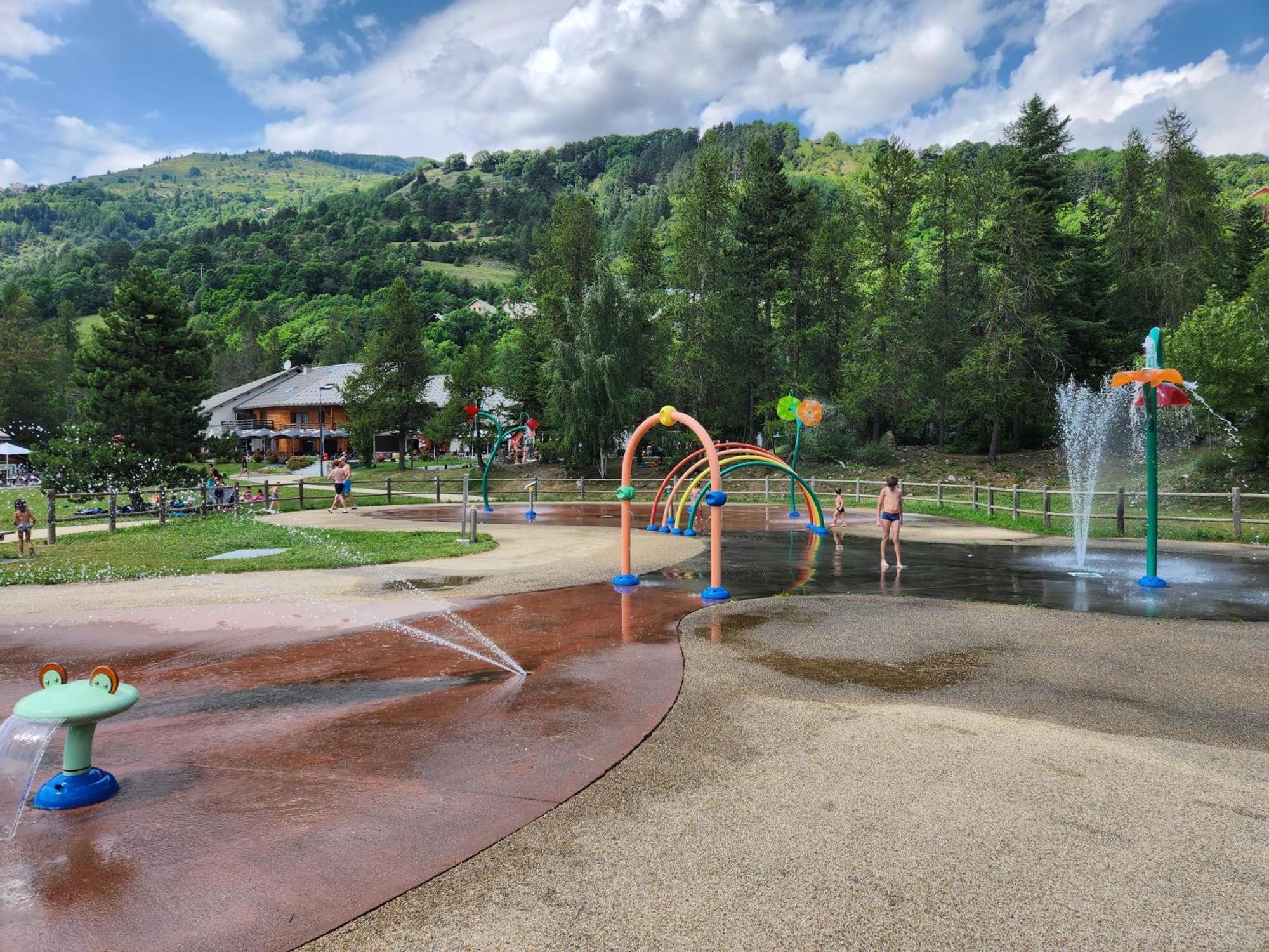 Appartement T3 Avec Jardin Proche Village Сен-Бонне-ан-Шансор Экстерьер фото